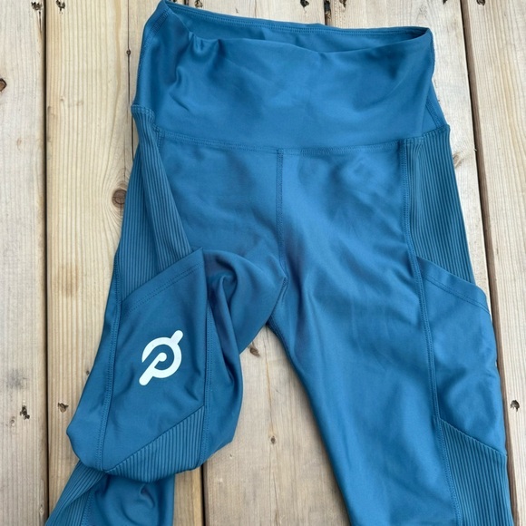 Women’s peloton high rise leggings M - Picture 3 of 4